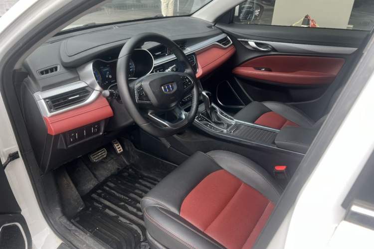 Used Geely Auto Vision S1 2019 Upgraded Model 1.5L CVT Luxury Version Interior 5