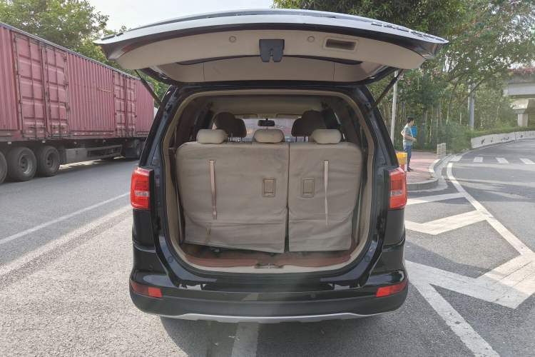 Used Baojun 730 2016 1.5T Manual Standard Version 7 Seats
