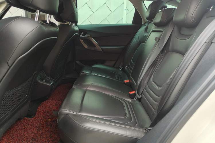 Used DS 5 2014 1.6T Elegant Version THP160