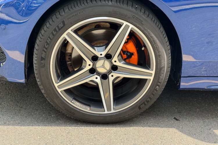 Used Mercedes-Benz C-Class 2017 Restyled C 200 Sport Edition Exterior 5