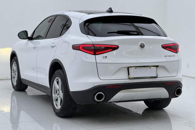 Used Alfa Romeo Stelvio 2017 2.0T 200HP Elite Edition
