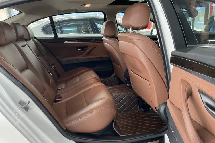 Used BMW 5 Series 2017 525Li Leading Model Interior 13