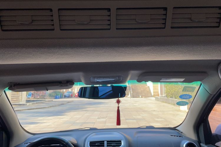 Used Jinbei 750 2016 1.5L Flagship Edition
