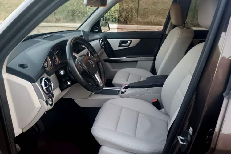 Used Mercedes-Benz GLK-Class 2014 GLK 260 4MATIC Dynamic Model
