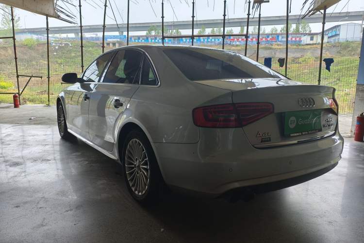 Used Audi A4L 2015 35 TFSI Automatic Comfort Model Exterior 5