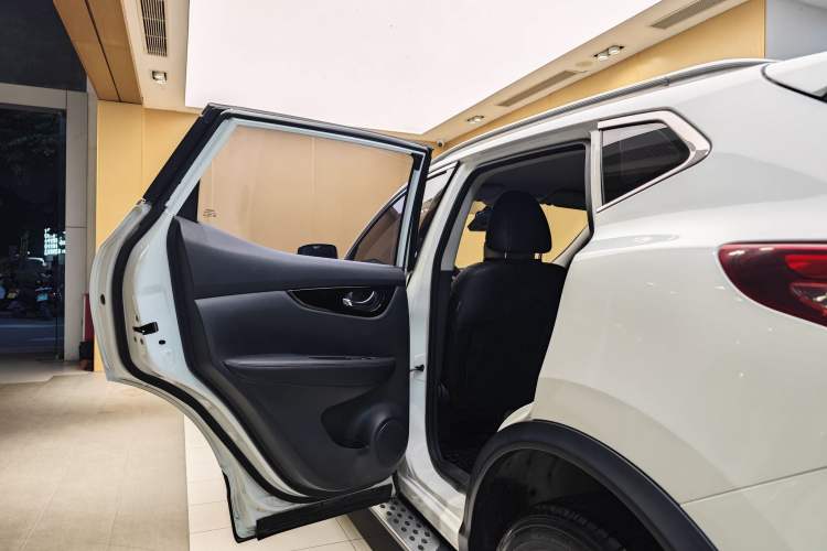 Used Nissan Qashqai 2022 2.0L CVT XV Smart Enjoyment Version
