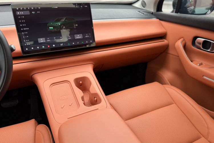 Used Leapmotor C16 2024 Pure Electric 520 Deluxe Edition Interior 5