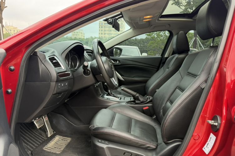 Used Mazda Atenza 2015 2.0L Blue Sky Luxury Edition
