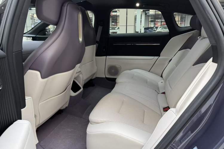 Used Avatr 12 2025 Ultra Extended-Range Edition