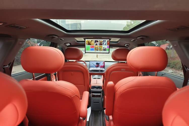 Used Dongfeng eπ eπ008 2025 636Ultra LikeYi Edition 6-Seater
