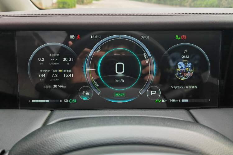 Used GAC Trumpchi M8 2024 Master Series Super Hybrid Edition Odometer Close Up