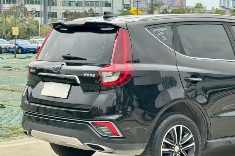 Used Geely Auto Vision X6 2018 1.4T CVT 4G Connected Luxury Version
