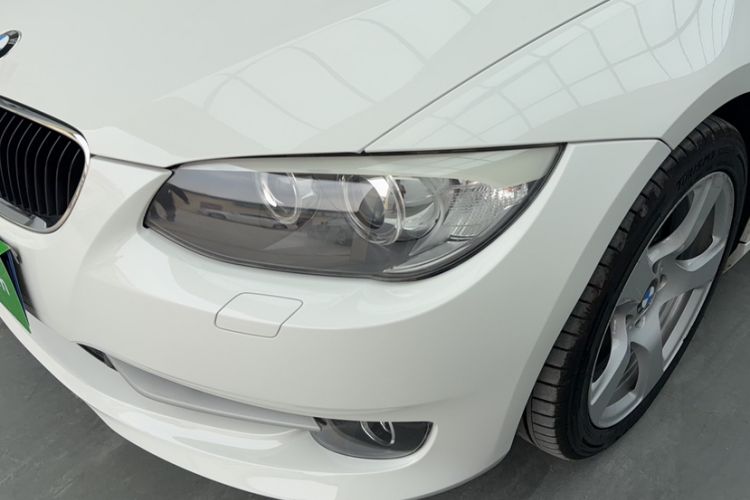 Used BMW 3 Series 2011 320i Convertible Coupe
