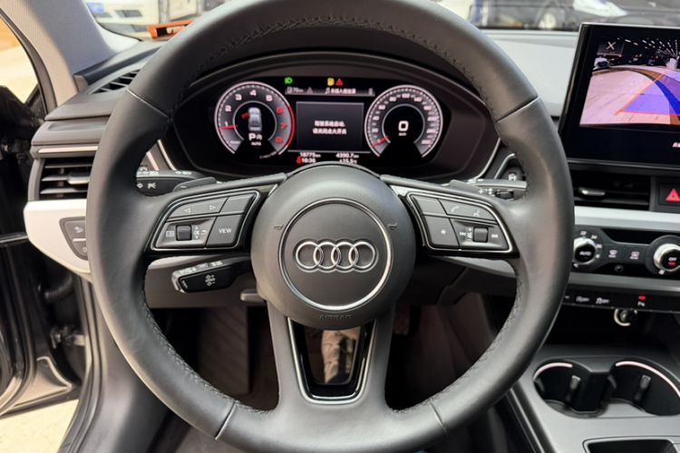 Used Audi A4L 2023 40 TFSI Fashion Dynamic Model Interior 3