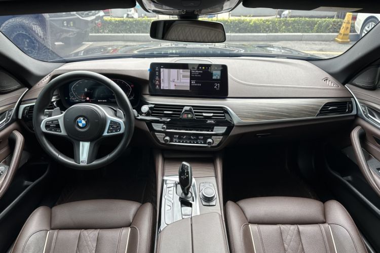 Used BMW 5 Series 2022 Second Facelift 530Li Luxury Version M Sport Package