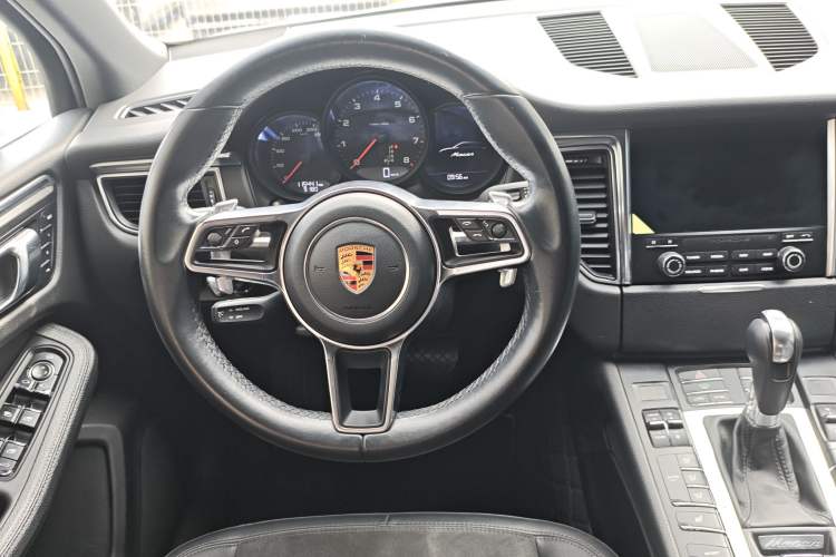 Used Porsche Macan 2017 Macan 2.0T