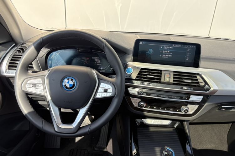 Used BMW iX3 2021 Leading Model
