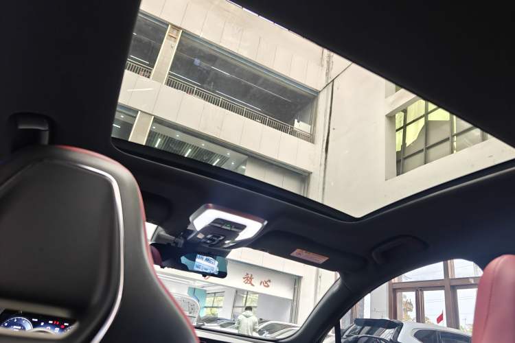 Used Hongqi H6 2024 2.0T ZhiShang Version Headliner