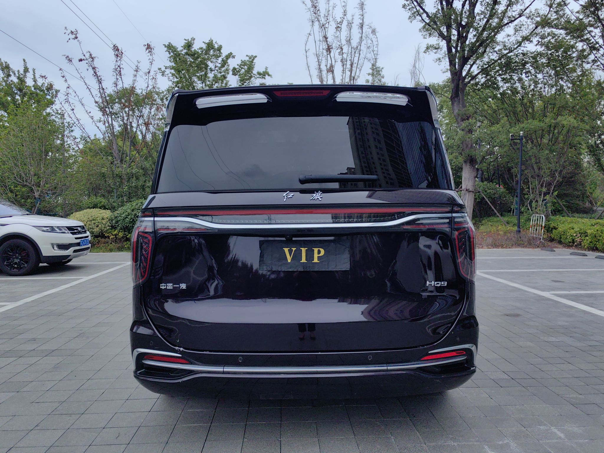 Hongqi HQ9 2023 2.0T Smart Connect Flagship Edition - Chinese Trim Xiang — снимка 11