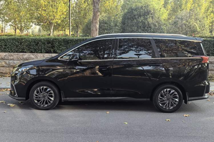 Used SAIC MAXUS G50 2019 1.5T First Edition Automatic Luxury Version 7 Seats