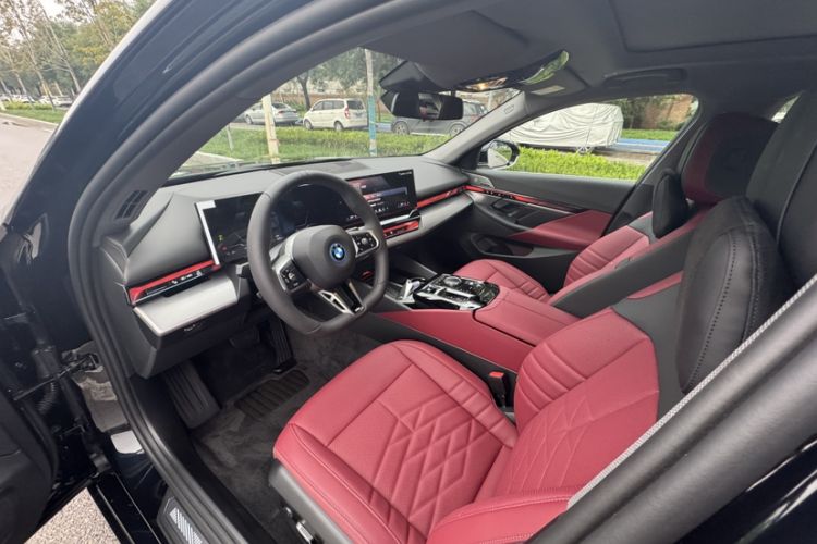Used BMW i5 2024 eDrive 35L Luxury Model with M Sport Package