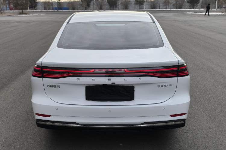 Used Geely Galaxy Galaxy A7 2025 Model EM-i 70km Luxury Edition