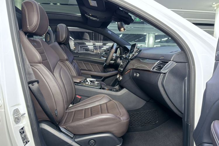 Used Mercedes-Benz GLE Coupe AMG 2015 AMG GLE 63 4MATIC Coupe SUV
