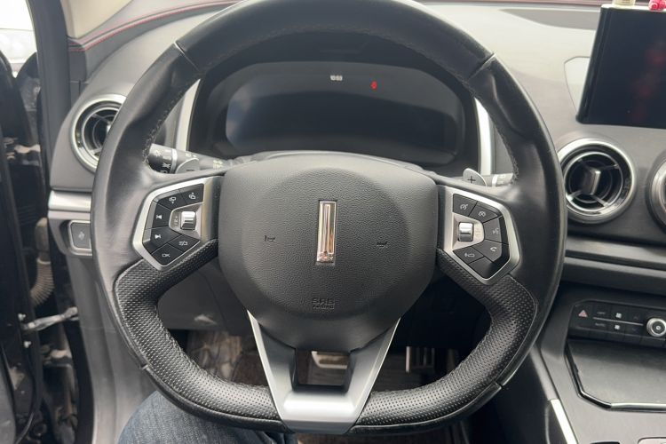 Used Wey VV5 2017 2.0T Flagship Edition
