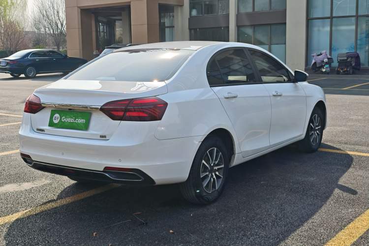 Used Geely Auto Emgrand 2019 Leading Edition 1.5L Manual Luxury Model China V Standard