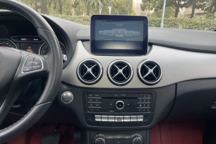 Used Mercedes-Benz B-Class 2017 B 200 Sport Edition