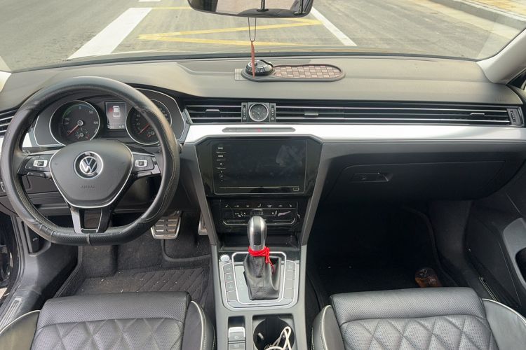 Used Volkswagen Magotan GTE Plug-in Hybrid 2020 GTE Luxury Model
