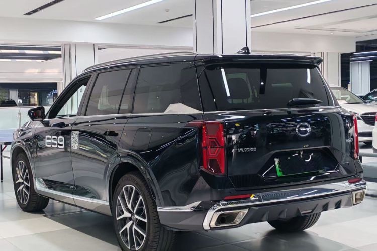 Used GAC Trumpchi ES9 2024 PHEV with 143 km Max