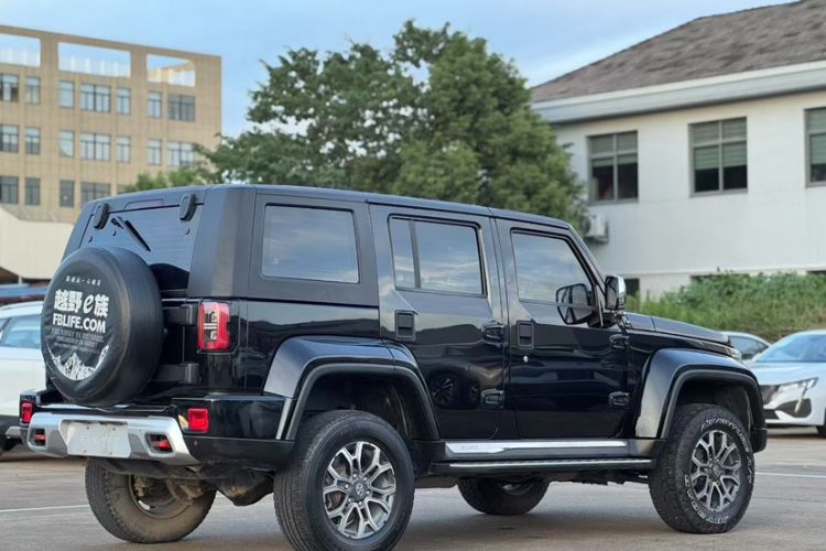 Used BAIC Off-Road BJ40 2019 2.3T Automatic Four-Wheel Drive Urban Hunter Edition Premium Model China VI Emission Standard