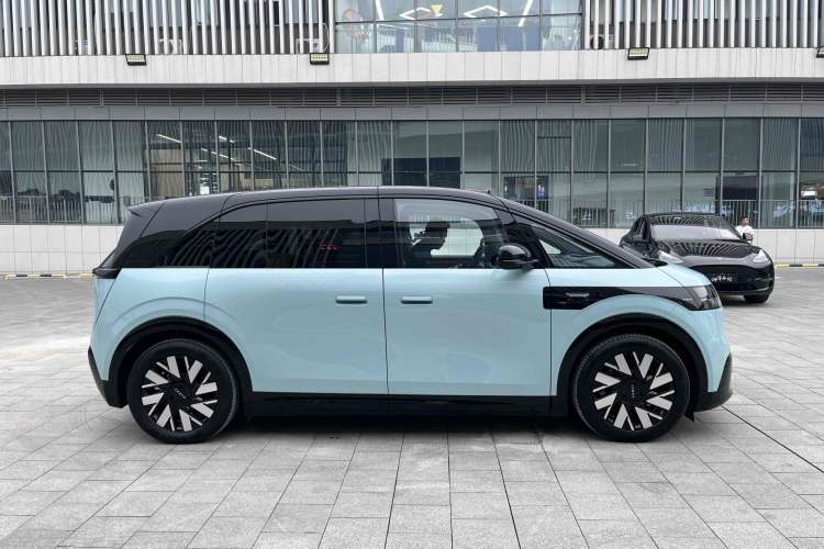 Used Zeekr MIX 2025 Long-Range Intelligent Driving Edition
