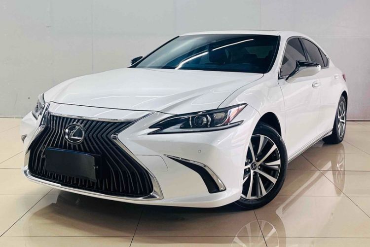 Used Lexus ES 2020 200 Excellence Edition