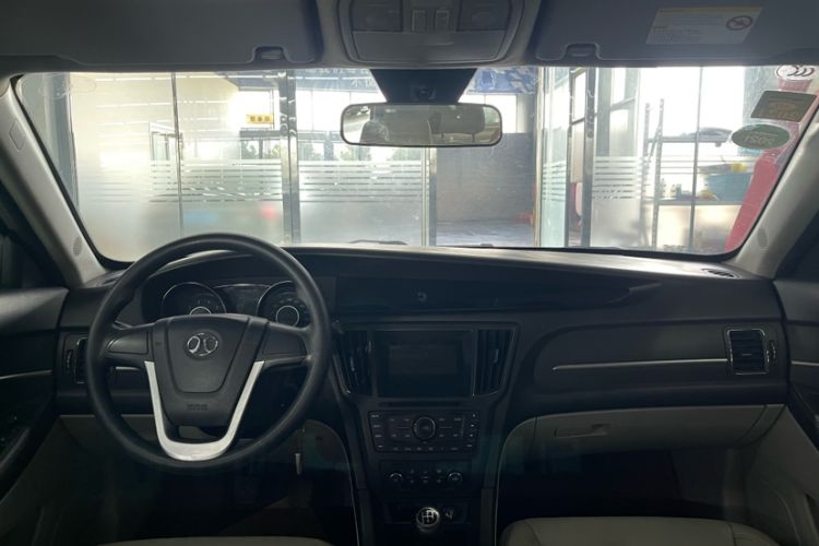 Used BAIC Senova D50 2014 1.5L manual standard version Interior 1