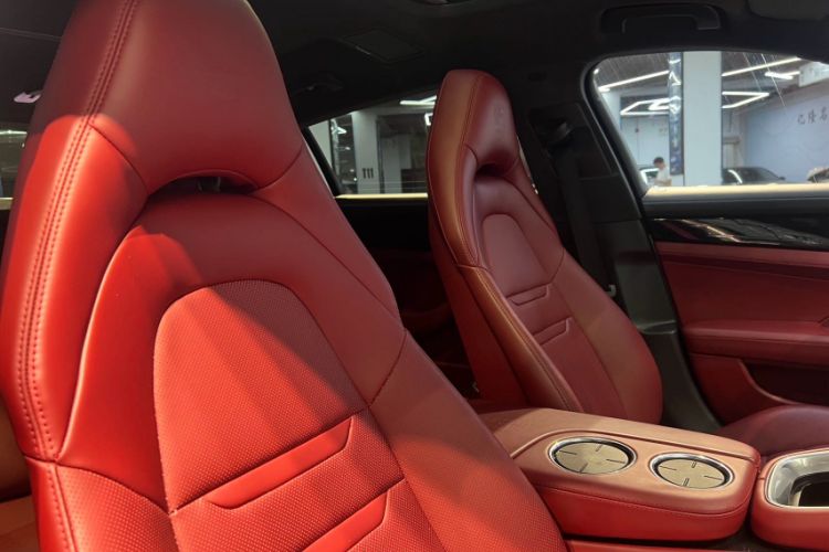 Used Porsche Panamera 2019 Panamera 4 Executive Long Wheelbase 2.9T Interior 11