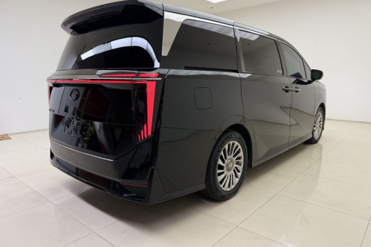 Used GAC Trumpchi M8 2025 Zongshi Series Super Hybrid Edition
