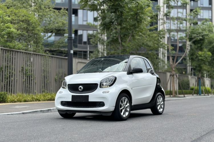 Used smart fortwo 2018 1.0L 52kW Hardtop Dynamic Version China V