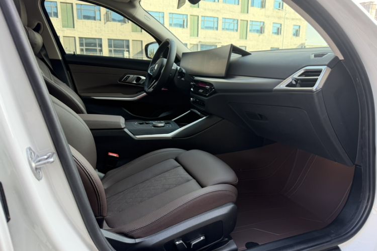 Used BMW i3 2025 eDrive 35 L