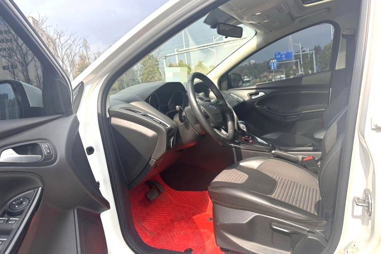 Used Ford Focus 2020 Hatchback Classic 1.5L Automatic Trendy Model
