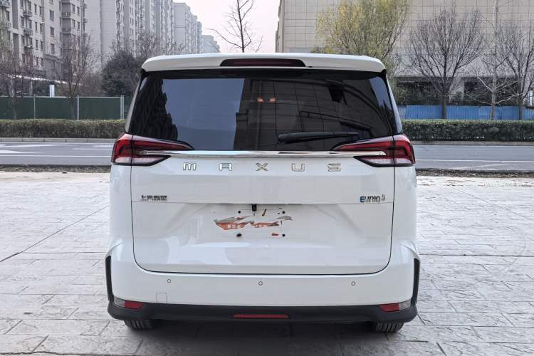 Used SAIC MAXUS Dajia 5 2022 430 km Elite Version 7-Seater