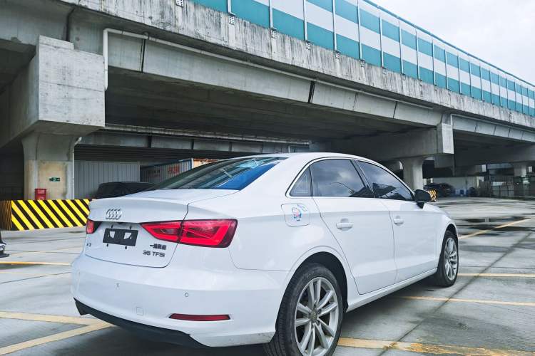 Used Audi A3 2016 Limousine 35 TFSI Style Edition Exterior 5