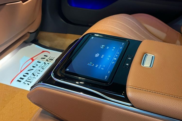 Used Mercedes-Benz S-Class 2022 Revised S 400 L Luxury Edition Interior 4