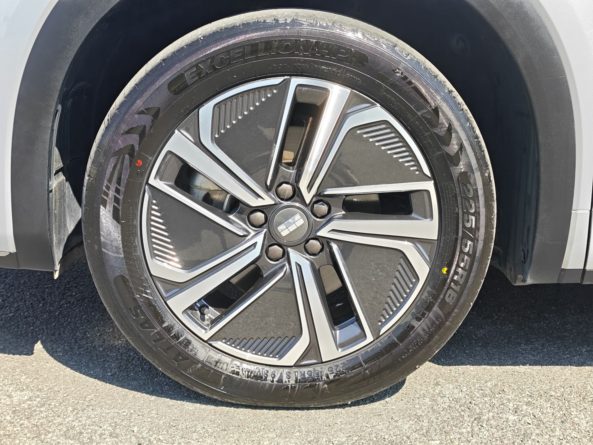Geely Galaxy Xingjian 7 EM-i 2025 120km Exploration+ Version — снимка 18