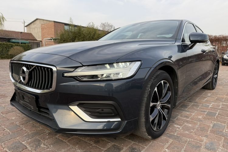 Used Volvo S60 2020 T4 Zhiyi Luxury Edition