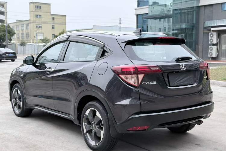Used Honda Vezel 2017 1.8L CVT Front-Wheel Drive Pioneer Edition
