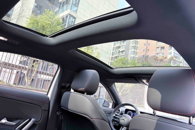 Used Mercedes-Benz A-Class 2025 A 200 L Fashion Model Interior 1