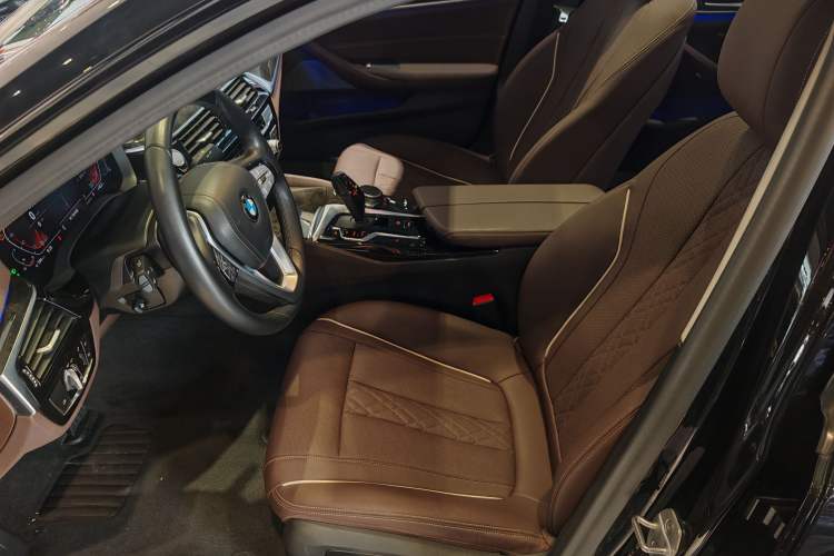 TDK.VehicleDetails.img