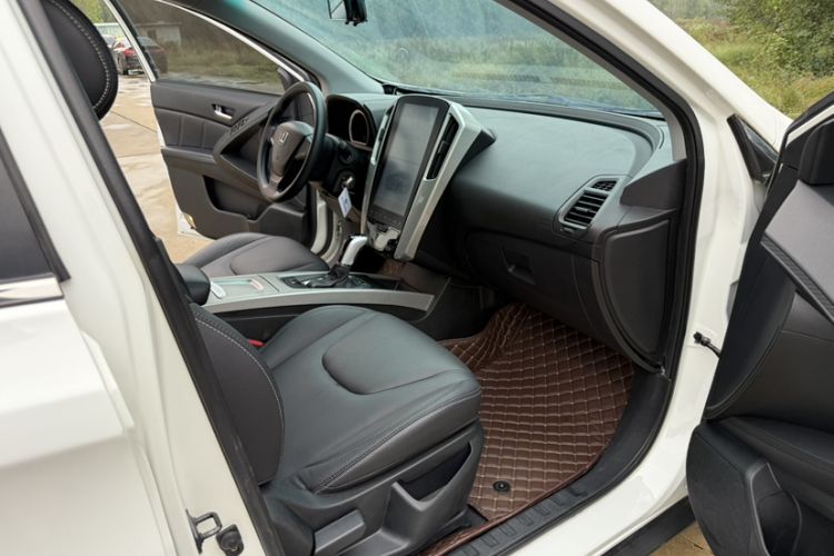 Used Luxgen U6 SUV 2018 1.8T Classic Comfort Edition
